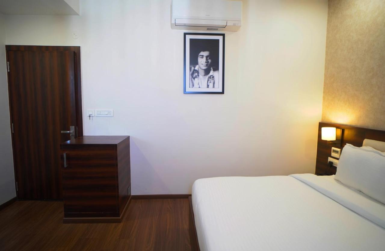Sai Maa Hotel & Residency Puttaparthi Exterior photo