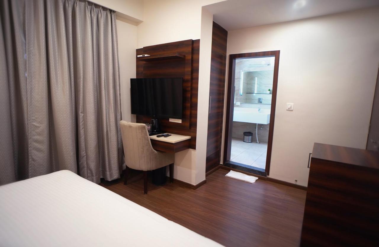 Sai Maa Hotel & Residency Puttaparthi Exterior photo