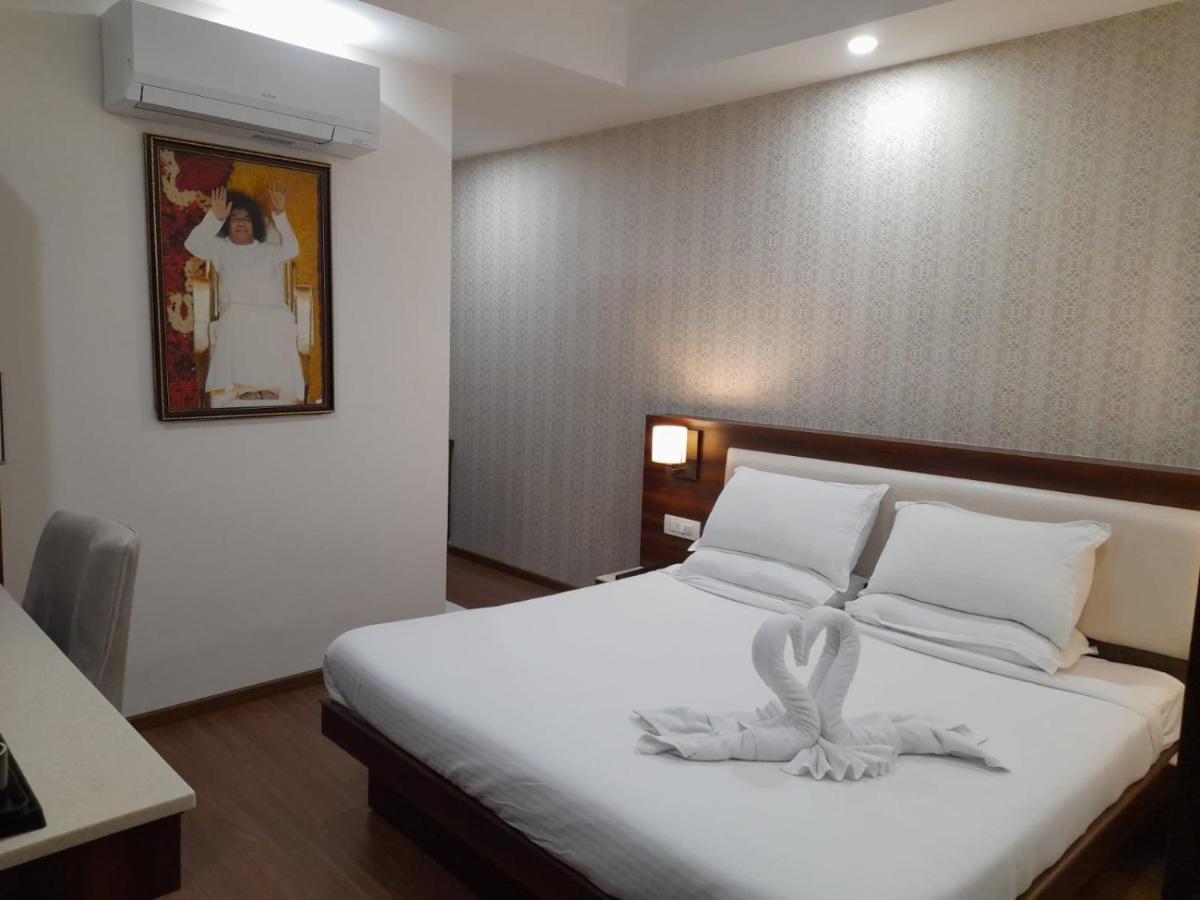 Sai Maa Hotel & Residency Puttaparthi Exterior photo