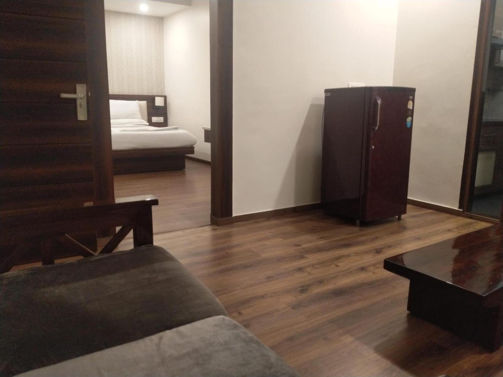 Sai Maa Hotel & Residency Puttaparthi Exterior photo